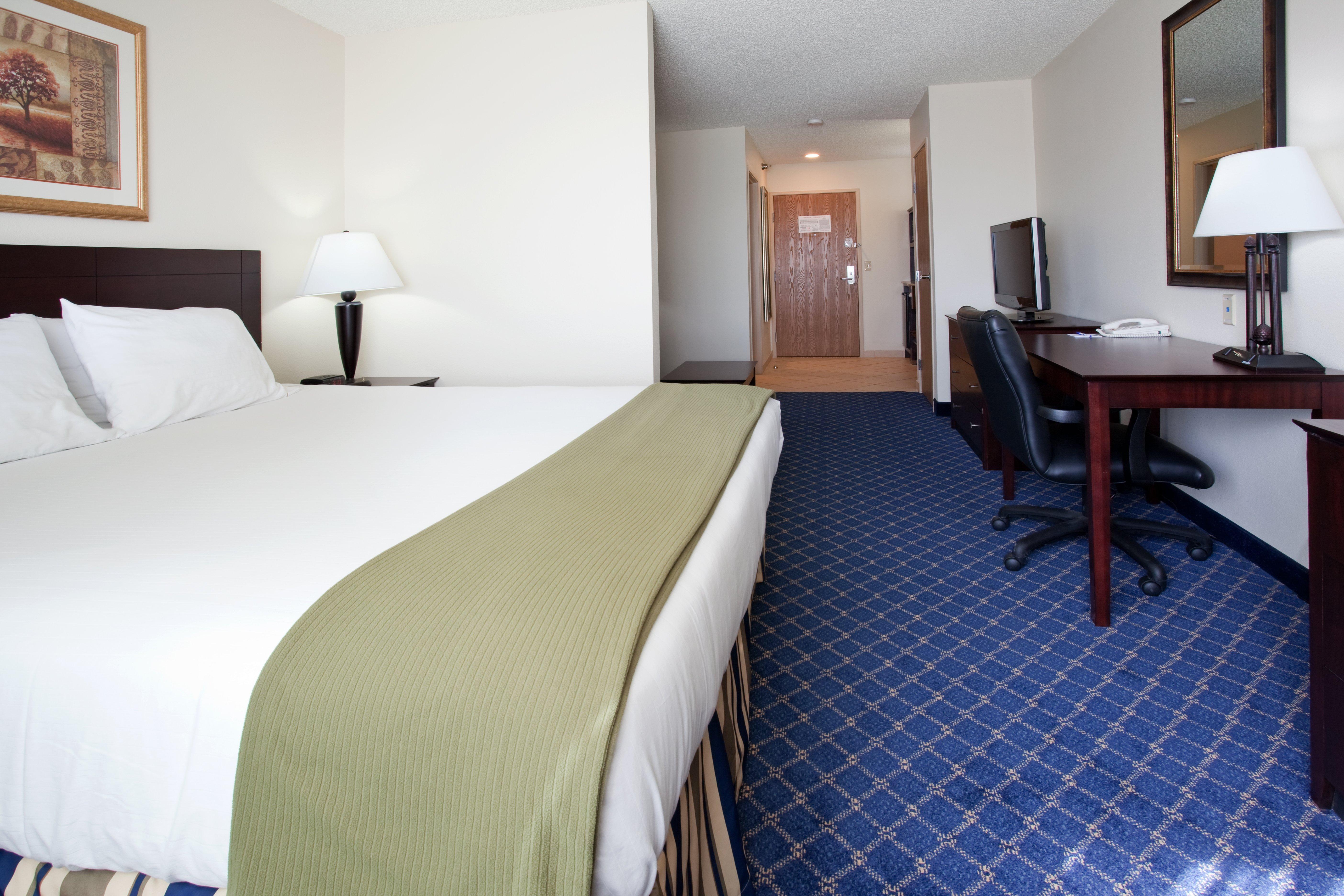 Holiday Inn Express Hotel & Suites Torrington By Ihg Стая снимка